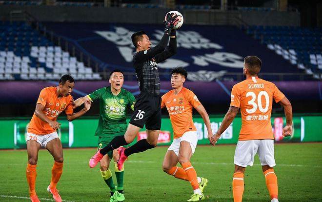 巴尔达诺：皇马想念克罗斯和莫德里奇，球队需要掌控比赛后腰（巴尔达诺：皇马怀念克罗斯与莫德里奇，球队亟需节奏掌控型后腰）