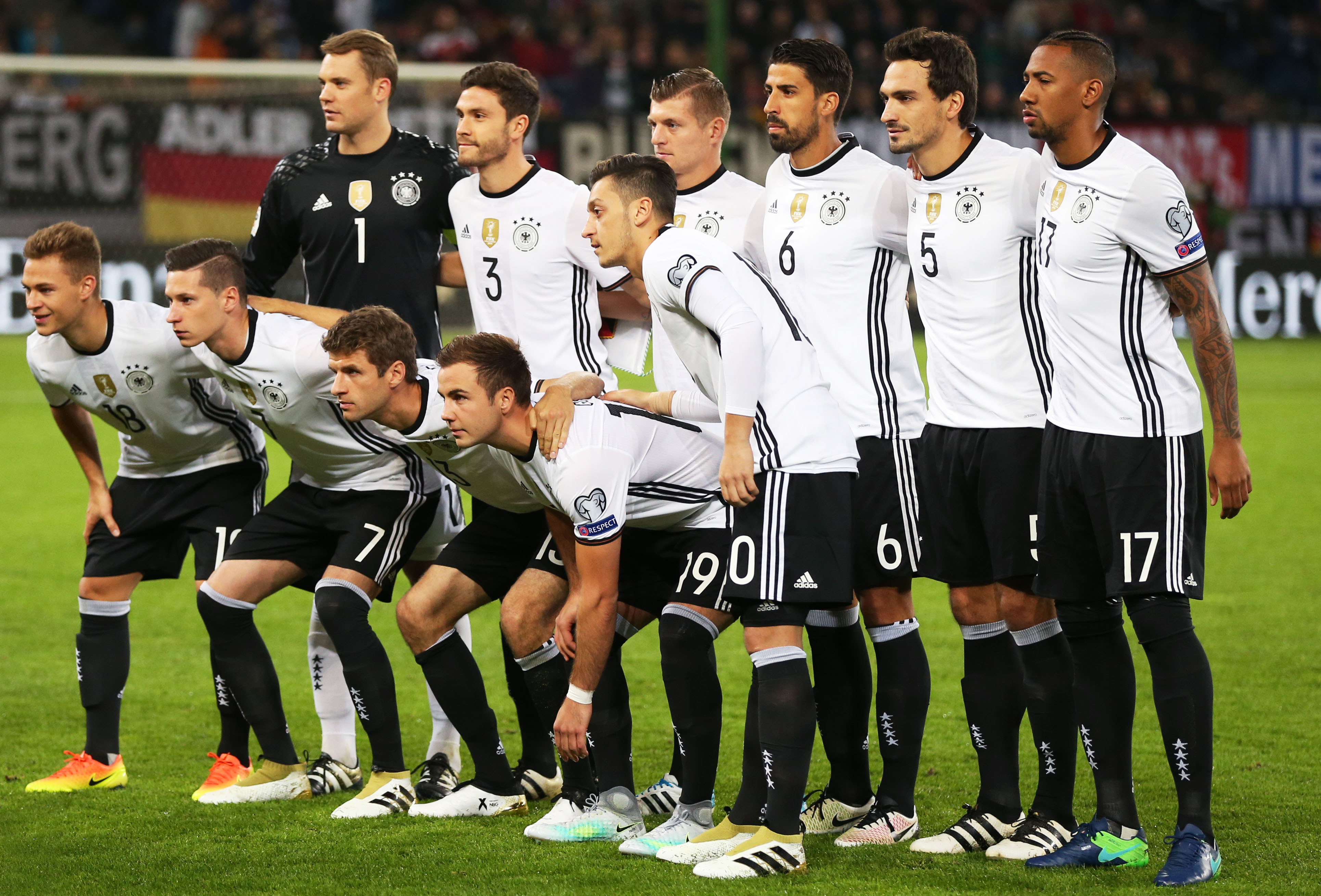 网球ATP年终总决赛：辛纳夺冠（辛纳问鼎ATP年终总决赛）